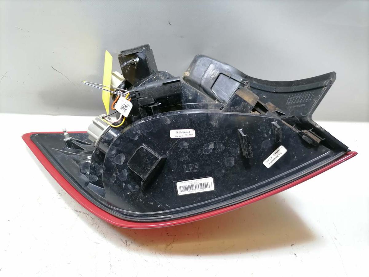 Ford Fiesta MK7 original Rücklicht Rückleuchte Schlussleuchte rechts außen 5-Türer Bj.2019